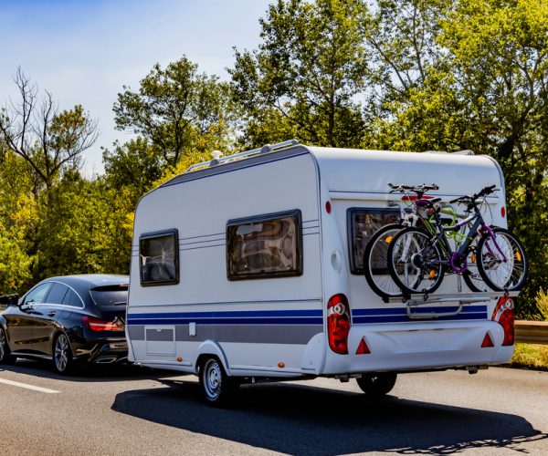 Caravan,Trailer,On,A,Freeway,Road.
